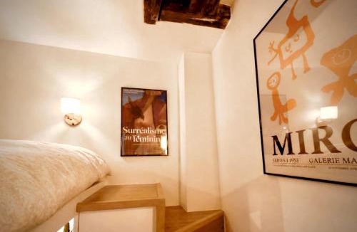 Saint-Victor Apartment | Charming renovated studio, Panthéon, Notre Dame