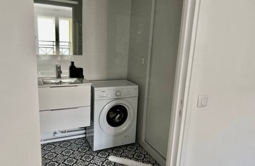 Saint-Louis Apartment | Charming renovated T2 Versailles : Mobility lease