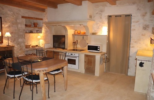 Murs House | Charming rental in Luberon 'Sous le Figuier'