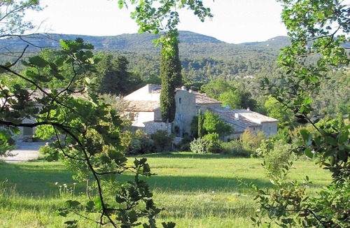 Murs House | Charming rental in Luberon 'Sous le Figuier'