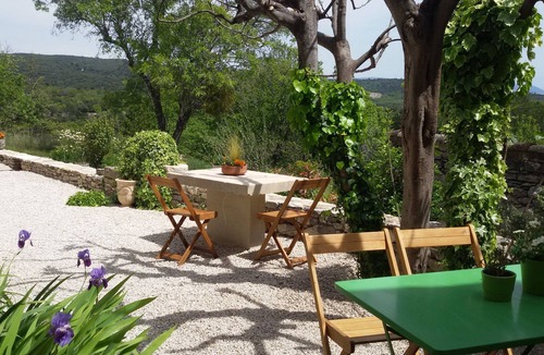 Murs House | Charming rental in Luberon 'Sous le Figuier'