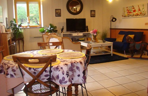 Saint-Donan House | Charming residence with adjoining park and parking.