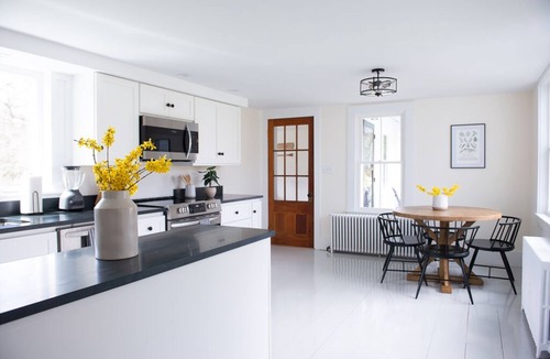 Deer Isle House | Charming restored 1830s cape Deer Isle