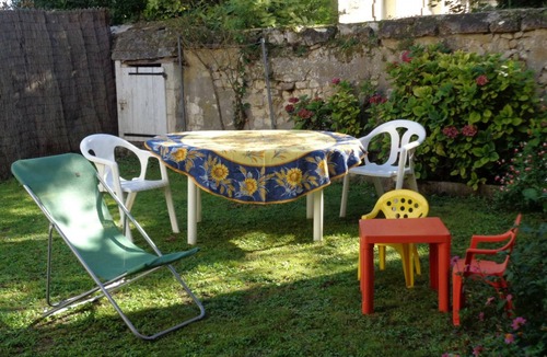 Restigne Cottage | Charming Restored Touraine Home with Courtyard, Near Ice Rink & Playground