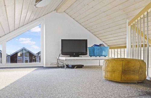 Lokken House | Charming Retreat near Beach
