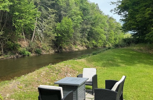 Cambra House | Charming Retreat on Fishing Creek Near Ricketts Glen & Bloomsburg