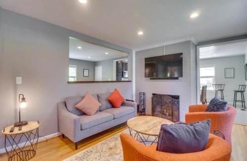 Fry's Spring House | Charming Retreat in Charlottesville w/Deck!