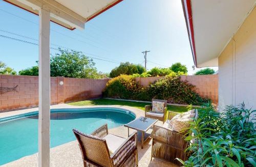 Scottsdale Country Acres House | Charming Retro Gem