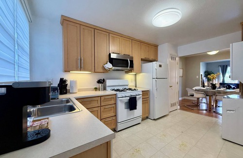 Richmond Annex Apartment | Charming Richmond Annex Hideaway