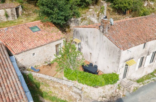 Mortagne-sur-Sevre Cottage | Charming riverside studio for 2 - private terrace, shared outdoor space, recently renovated