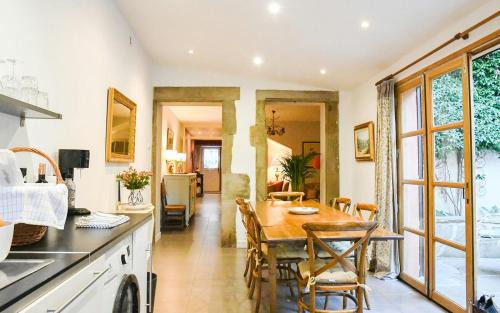 Villeneuve-Minervois House | Charming Riverside House In Medieval Village