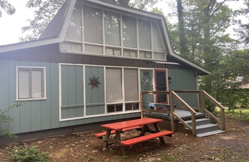 Montross Cabin | Charming riverfront cabin perfect for a kicked back get-a-way!