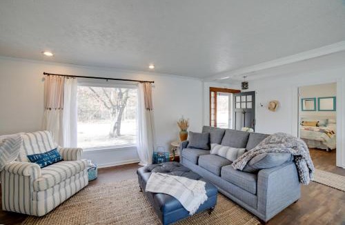 Norway House | Charming Riverfront Retreat in Monticello!