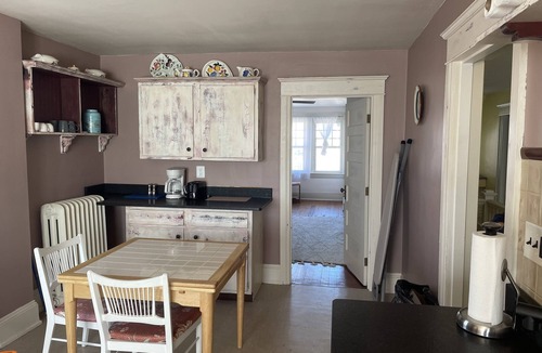 Phillipsburg Apartment | Charming Riverview 2 bedroom Apartment