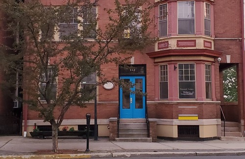 Phillipsburg Apartment | Charming Riverview 2 bedroom Apartment