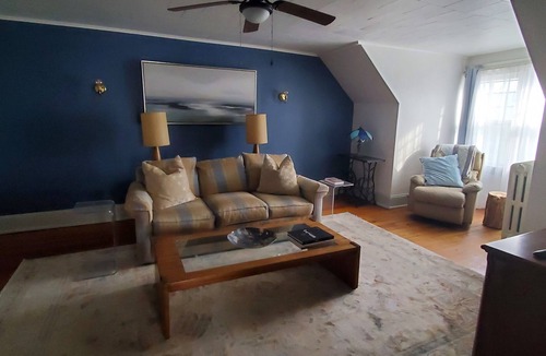 Phillipsburg Apartment | Charming Riverview 2 bedroom Apartment