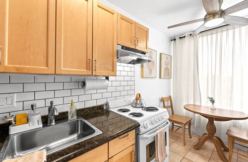 Downtown Reno Condo | Charming Riverwalk Retreat – Spacious Downtown Condo