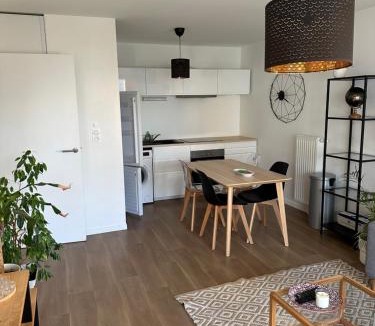 Beaulieu-Mangin Apartment | Charming room Île de Nantes