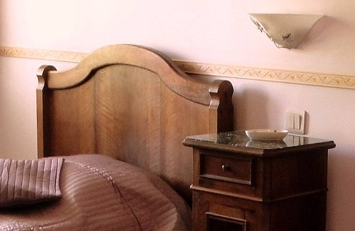 Andilly Other | Charming room LES VIGNES