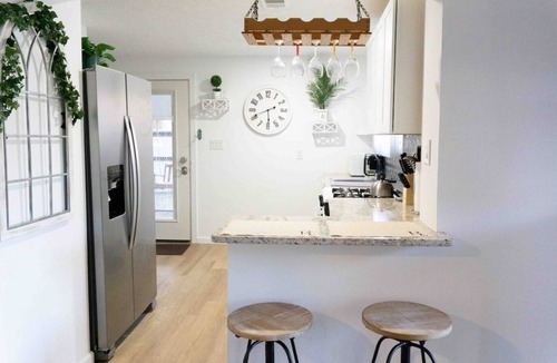Downtown Albuquerque House | Charming Rosie's Cottage Self-Check In