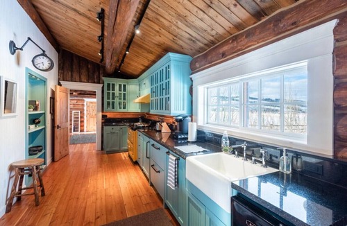 Game Creek Cabin | Charming, Rustic Cabin on River on a Working Wyoming Ranch