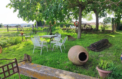 Casavells Cottage | Charming rural lodging