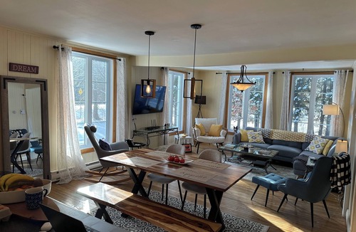 Saint-Alfred Other | Charming Rural Québec Schoolhouse