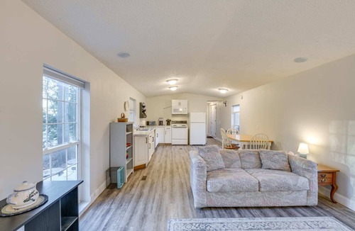 Glenburn House | Charming Rural Retreat 2Br 2Bath