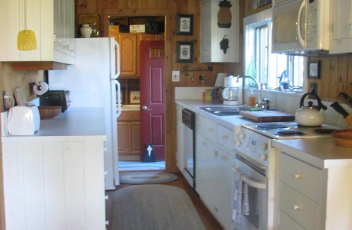 Chilmark Cottage | Charming Rustic Cottage