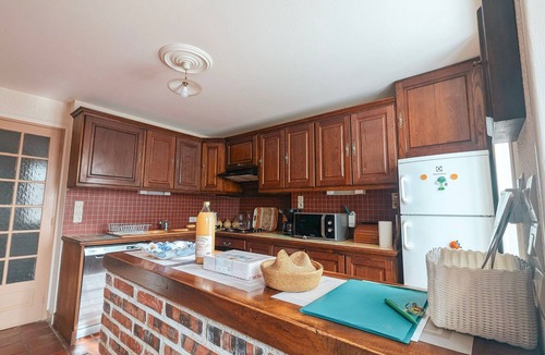Gehee Cottage | Charming Rustic Home in Berry - Near Zoo, Game Room, Garden & More!