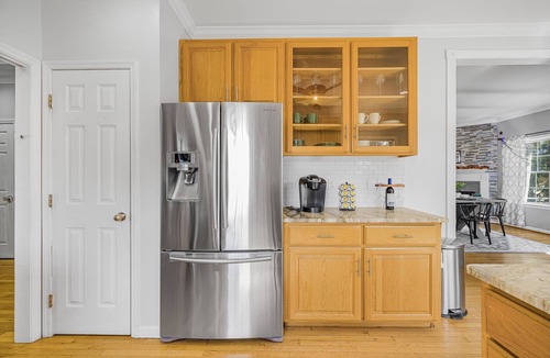 Newark House | Charming Rustic Retreat