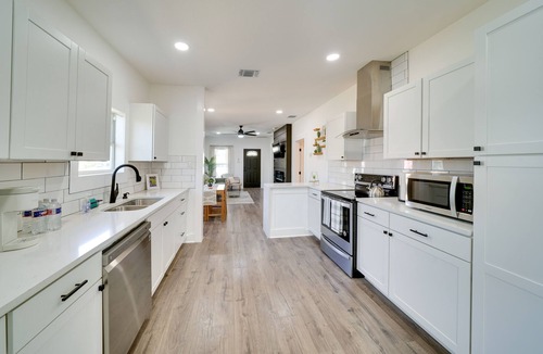 Nevada Street House | Charming San Antonio Home ~ 2 Mi to The Alamo!