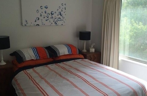 Sandy Point Cottage | Charming Sandy Cottage