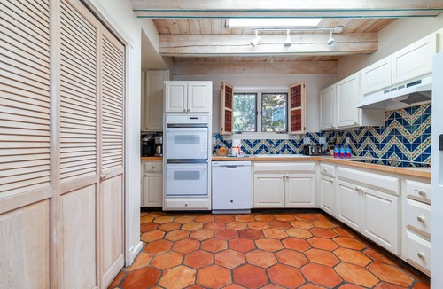 Northeast Santa Fe House | Charming Santa Fe Adobe Home 2 BR w/Elevated Views