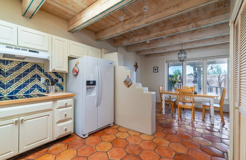 Northeast Santa Fe House | Charming Santa Fe Adobe Home 2 BR w/Elevated Views