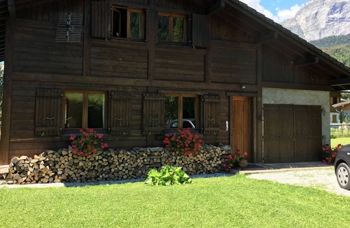 Servoz Ski Chalet | Charming Savoyard chalet