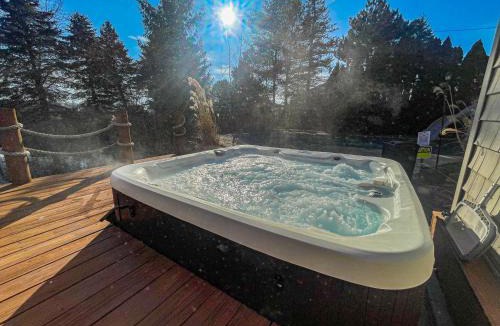 Huron House | Charming School House with Large Pool