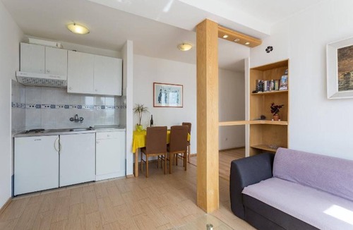 Ploce Apartment | Charming Sea View Studio