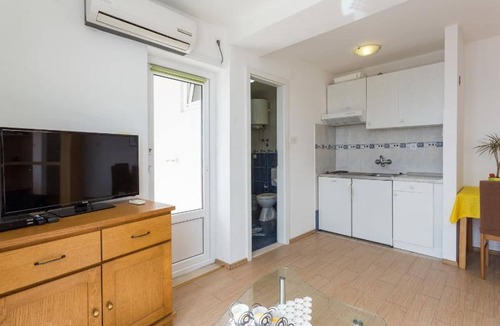 Ploce Apartment | Charming Sea View Studio