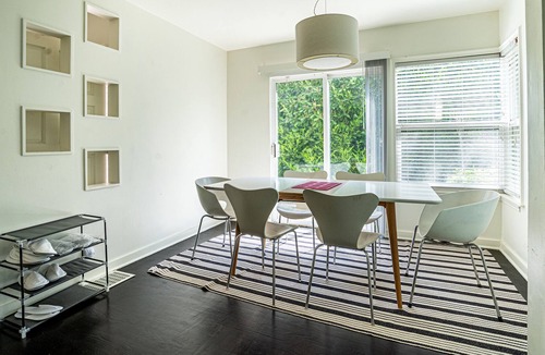 Cedar Heights House | Charming Seattle House with Detach Studio Lake View