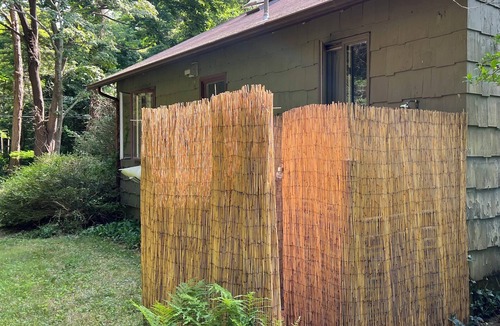 Coecles Harbor Cottage | Charming secluded island cottage