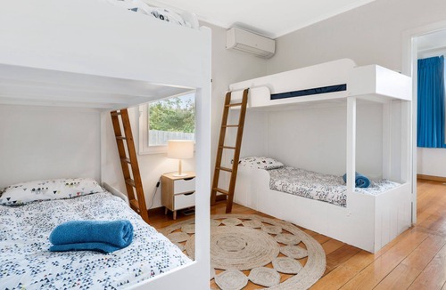 Mornington House | CHARMING SECLUDED BEACH HOUSE