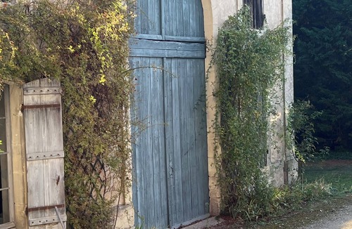 Cancon Apartment | Charming self-contained 3 bed ground floor apartment in village maison de maitre