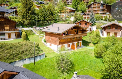 Ovronnaz Ski Chalet | Charming semi-detached Chalet Ovronne Est in the center