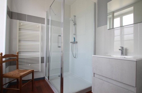 Brecey Cottage | Charming semi-detached house with WIFI near Brécey