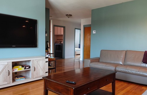 Laval-des-Rapides Apartment | Charming, Serene & Conveniently Located Apartment