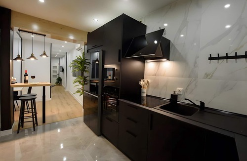 Dos Hermanas Apartment | Charming Sevilla Boutique: 2 Bedrooms, Sleeps 7, Parking Included