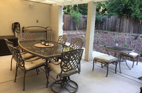 Arden-Arcade House | Charming Singingwood House