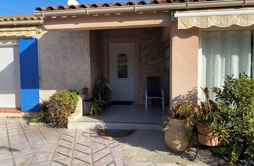 La Garde Villa | Charming single storey villa, sun, shading, for 6 people, pets allowed