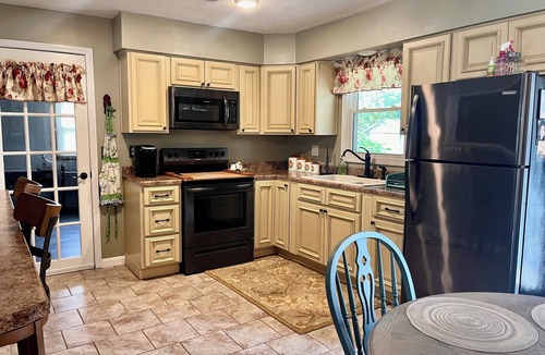 Campbellsville House | Charming Southern Home